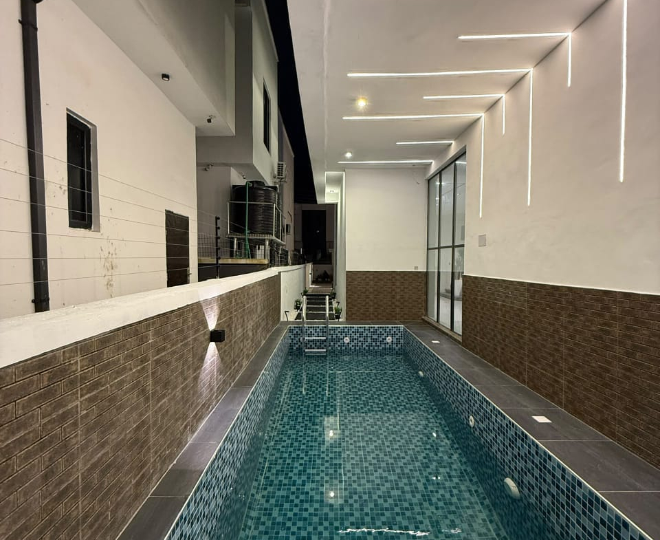 5 Bedroom Luxury Duplex