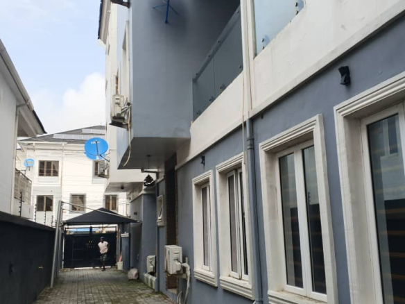 4-BEDROOM TERRANCE DUPLEX