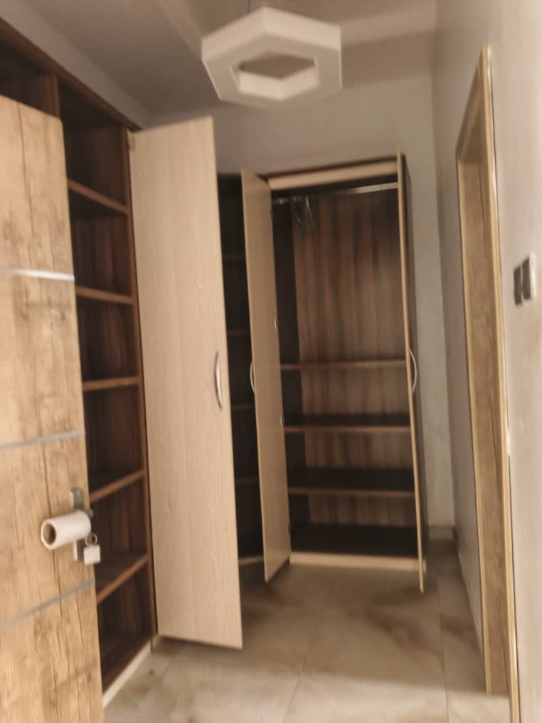 1000148084 4-BEDROOM TERRANCE DUPLEX