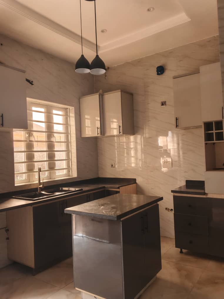 1000148088 4-BEDROOM TERRANCE DUPLEX