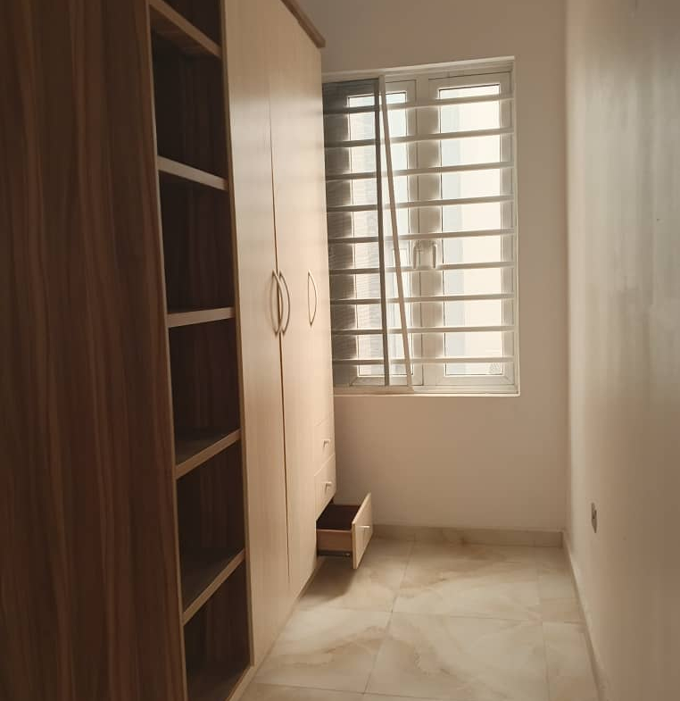 4-BEDROOM TERRANCE DUPLEX