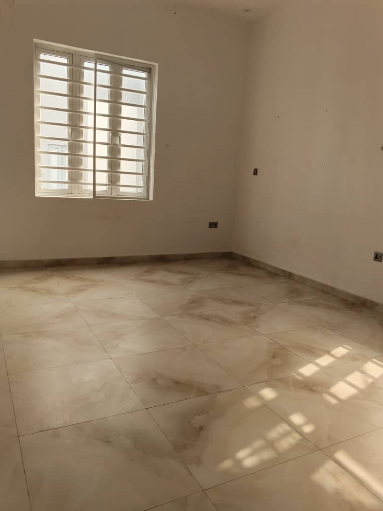 1000148104 4-BEDROOM TERRANCE DUPLEX