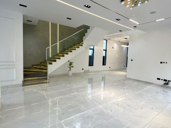 5 BEDROOM FULLY DETACHED DUPLEX WITH S/ POOL, BQ