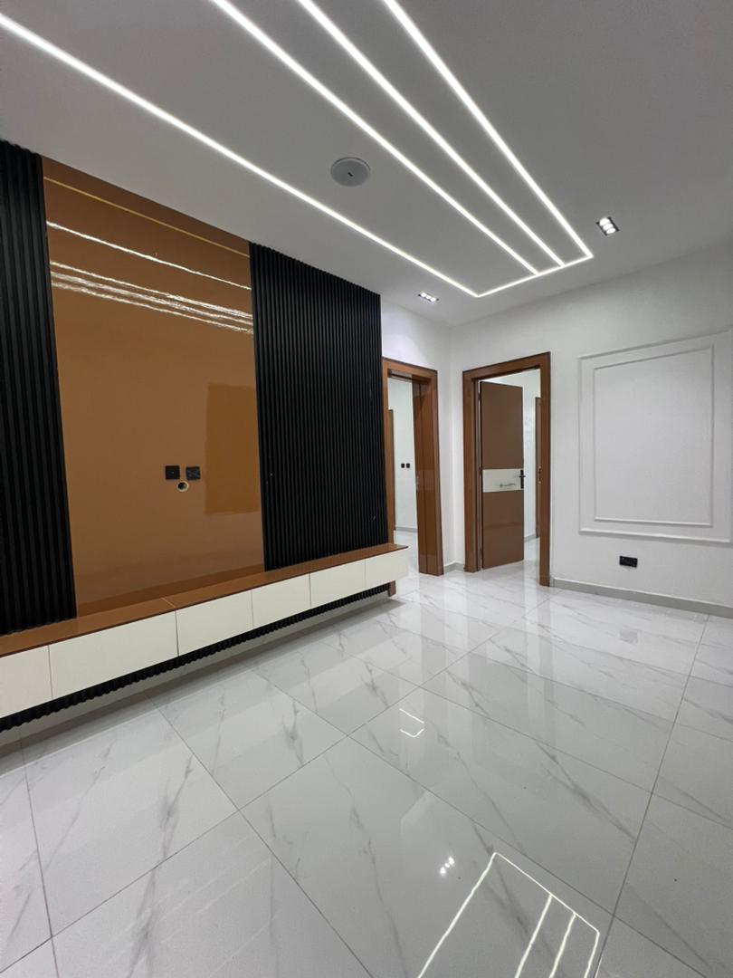 23968 5-Bedroom Detached House + Swimming Pool & BQ