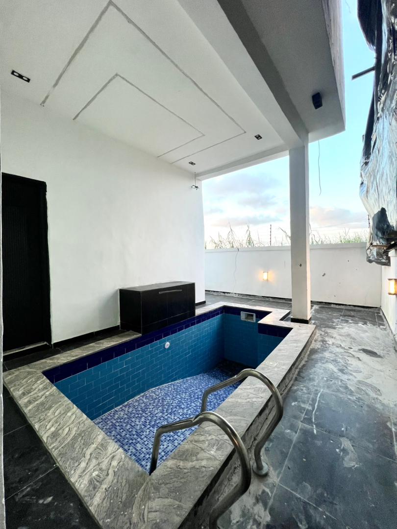 23970 5-Bedroom Detached House + Swimming Pool & BQ