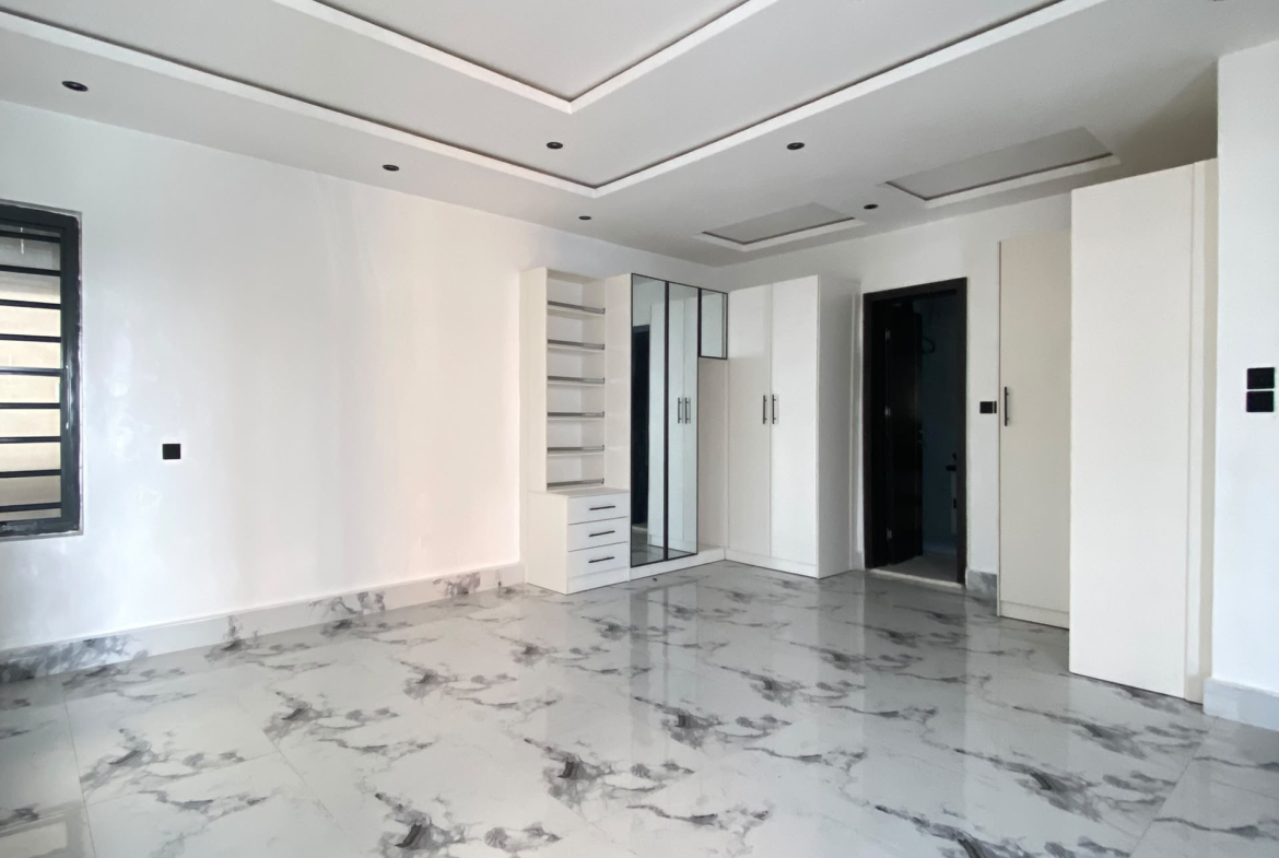 5-Bedroom Fully Detached Duplex with BQ