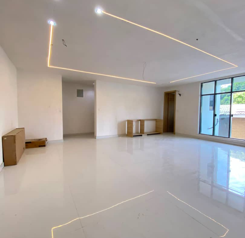 2-BEDROOM APARTMENT WITH ELEVATOR & GYM