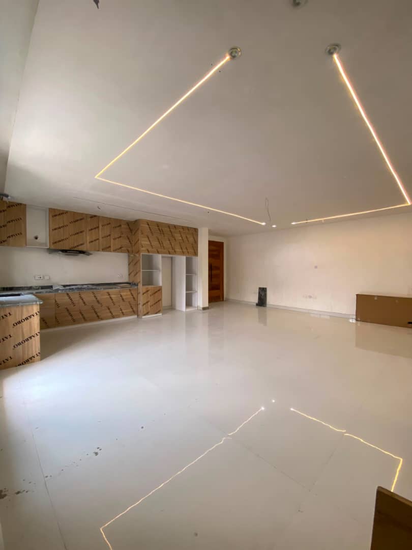 2-BEDROOM APARTMENT WITH ELEVATOR & GYM