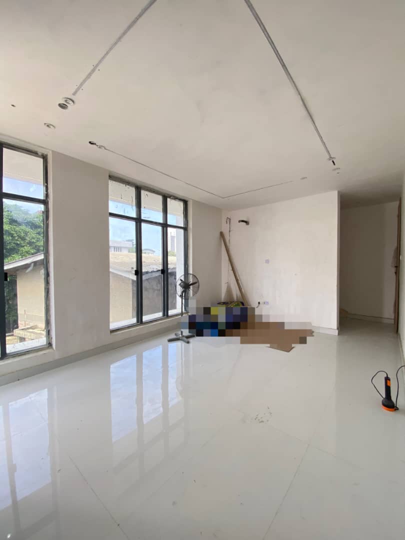 2-BEDROOM APARTMENT WITH ELEVATOR & GYM