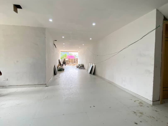 2-BEDROOM APARTMENT WITH ELEVATOR & GYM