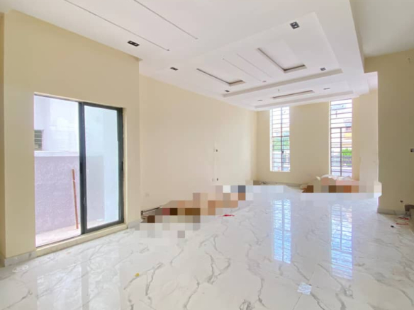 LUXURY 5-BEDROOM FULLY DETACHED DUPLEX WITH BQ