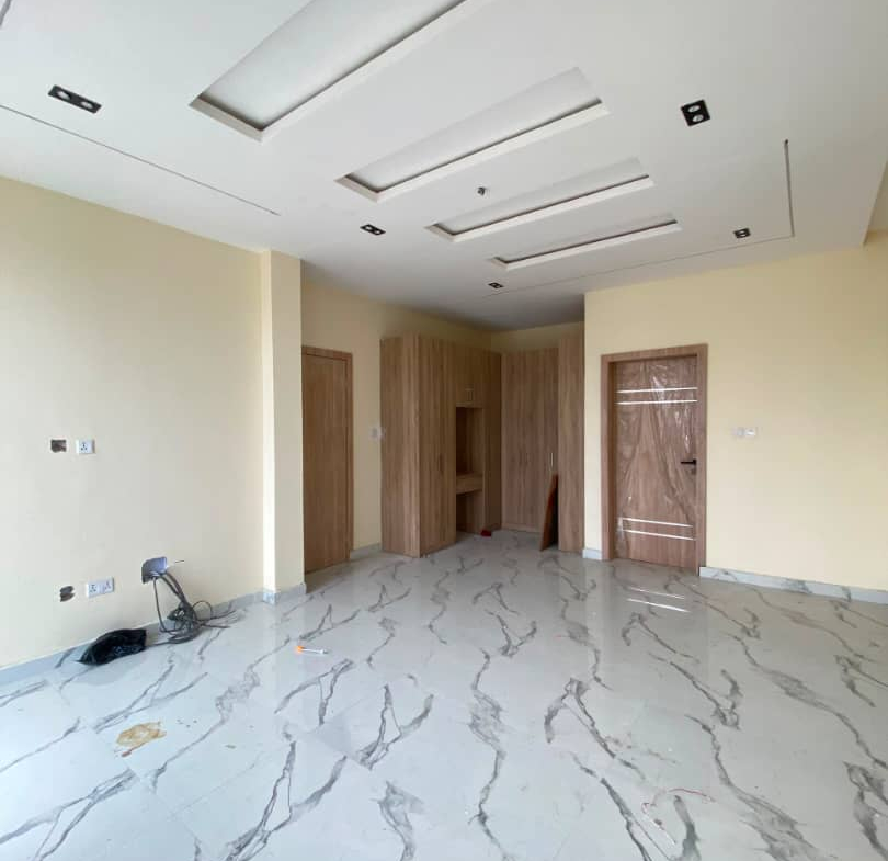 LUXURY 5-BEDROOM FULLY DETACHED DUPLEX WITH BQ