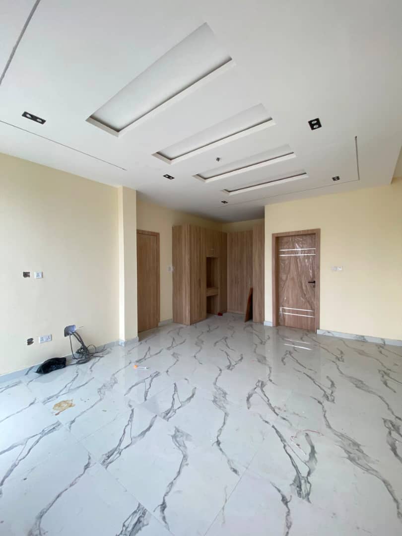 LUXURY 5-BEDROOM FULLY DETACHED DUPLEX WITH BQ