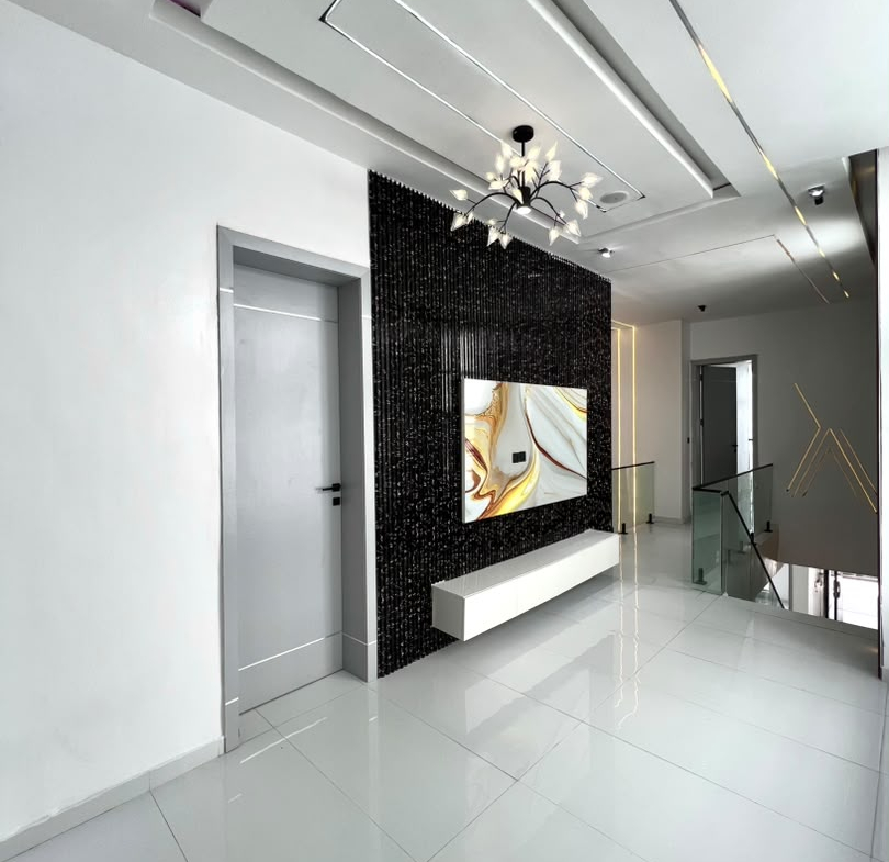 5 BEDROOM DETACHED DUPLEX WITH S/POOL, & BQ