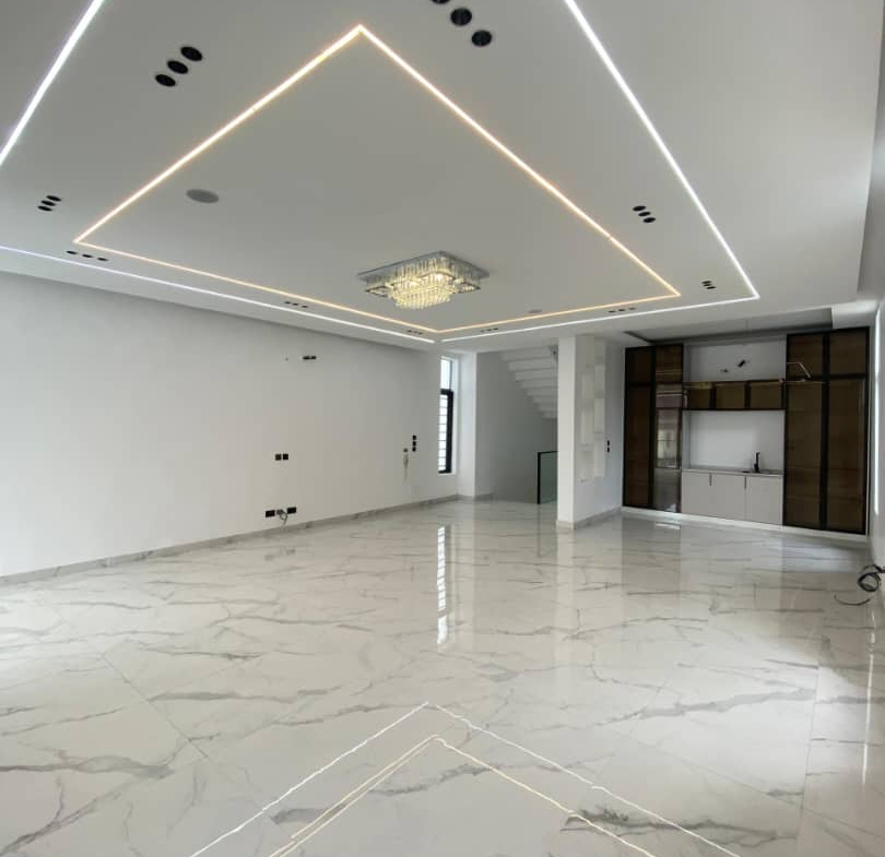 5 Bedroom Fully-Detached Duplex with BQ & Indoor Pool
