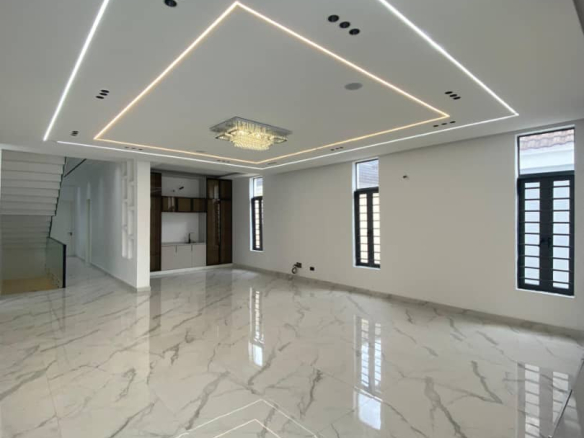 5 Bedroom Fully-Detached Duplex with BQ & Indoor Pool