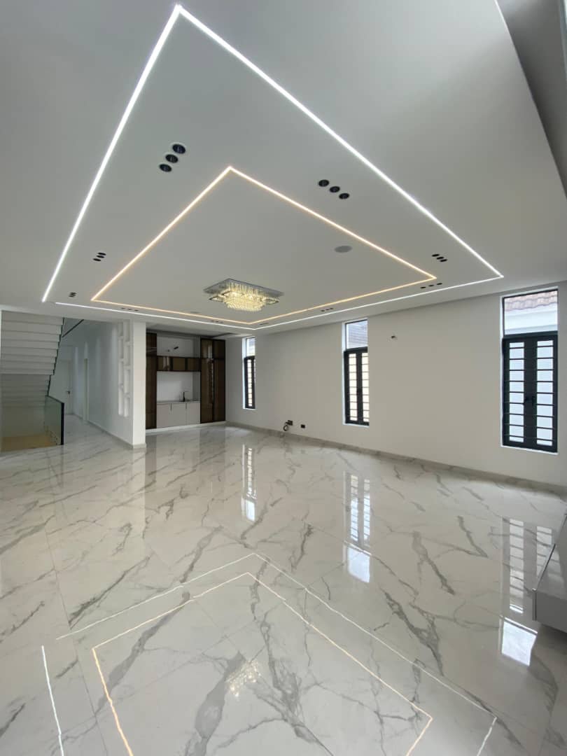 5 Bedroom Fully-Detached Duplex with BQ & Indoor Pool