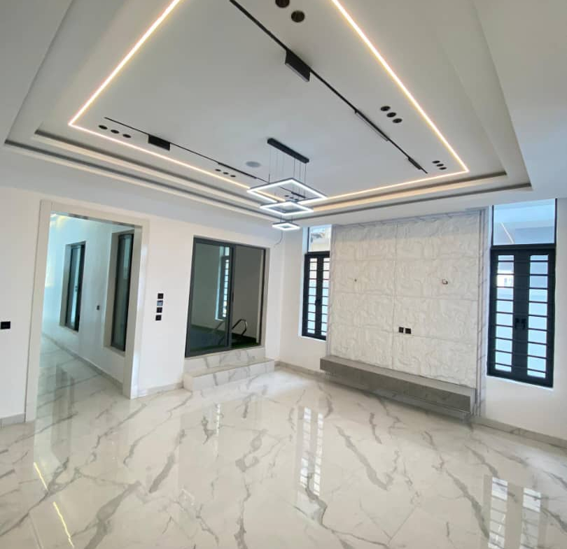 5 Bedroom Fully-Detached Duplex with BQ & Indoor Pool