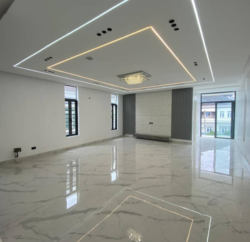 5 Bedroom Fully-Detached Duplex with BQ & Indoor Pool