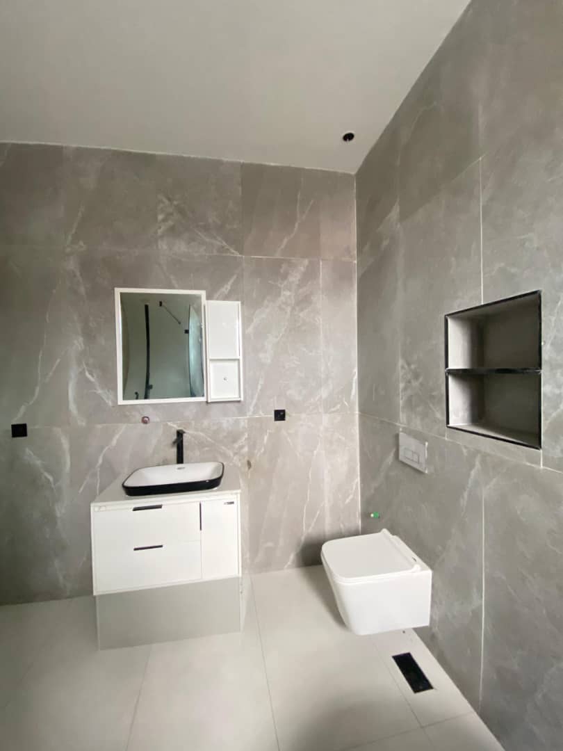 5 Bedroom Fully-Detached Duplex with BQ & Indoor Pool
