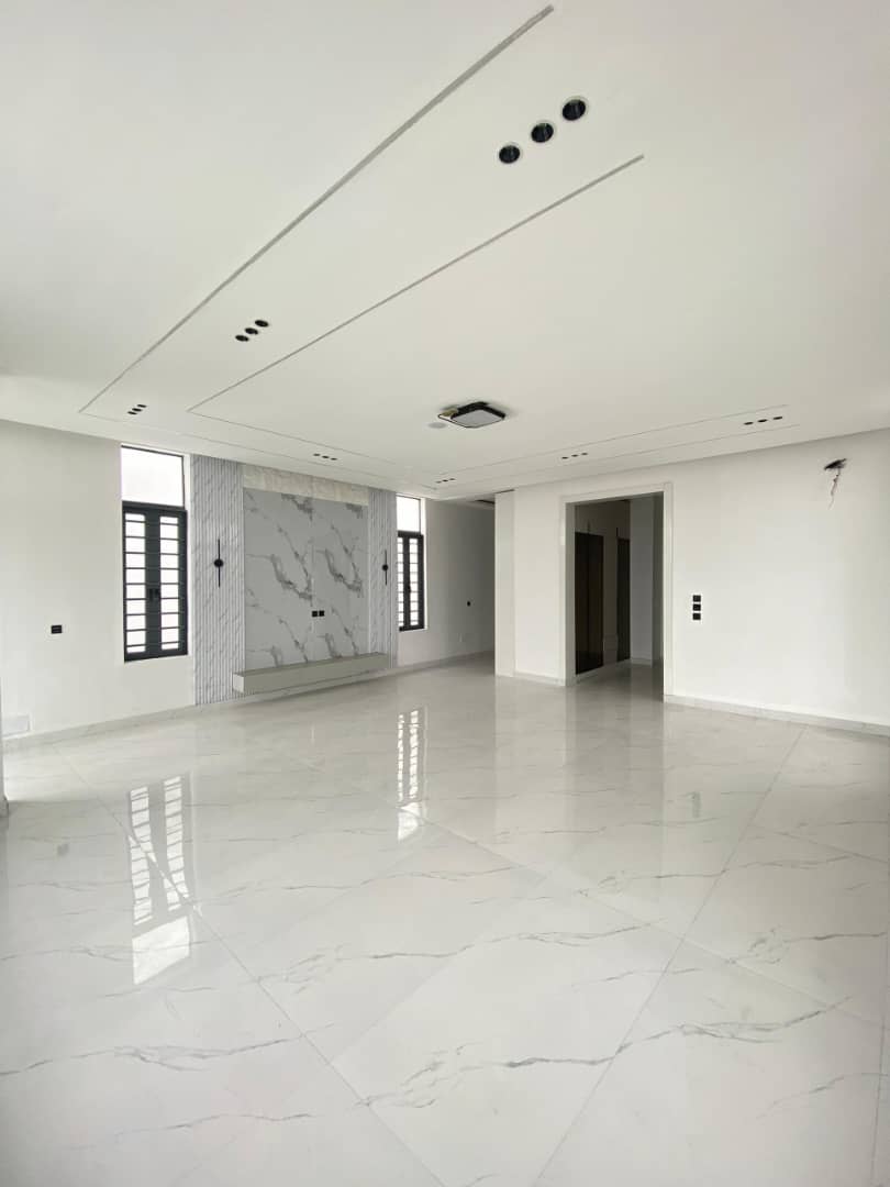 5 Bedroom Fully-Detached Duplex with BQ & Indoor Pool
