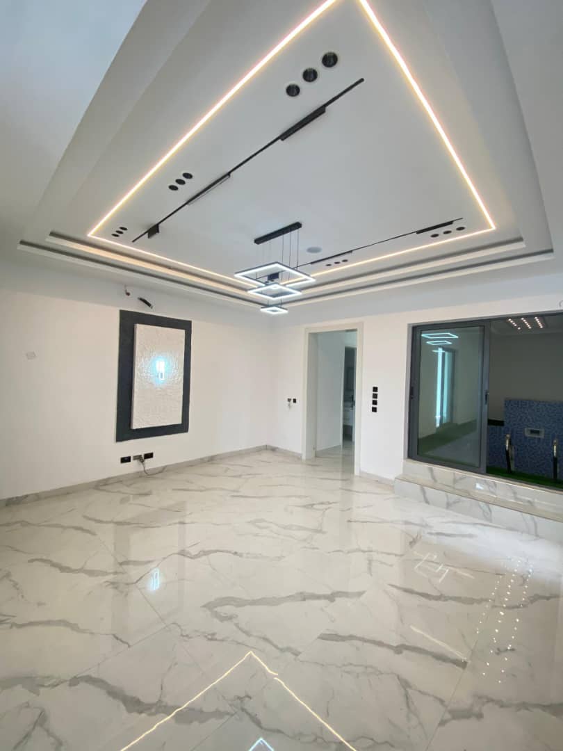 5 Bedroom Fully-Detached Duplex with BQ & Indoor Pool