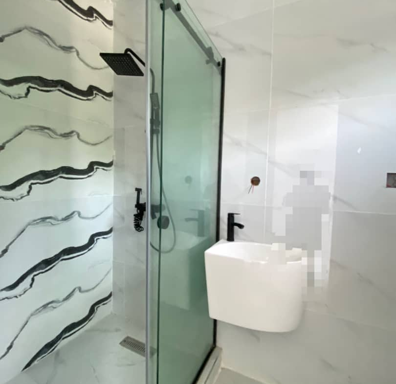 4-BEDROOM TERRACED DUPLEX + BQ