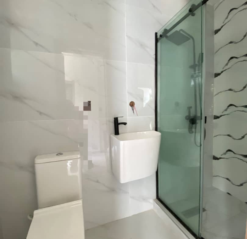 4-BEDROOM TERRACED DUPLEX + BQ