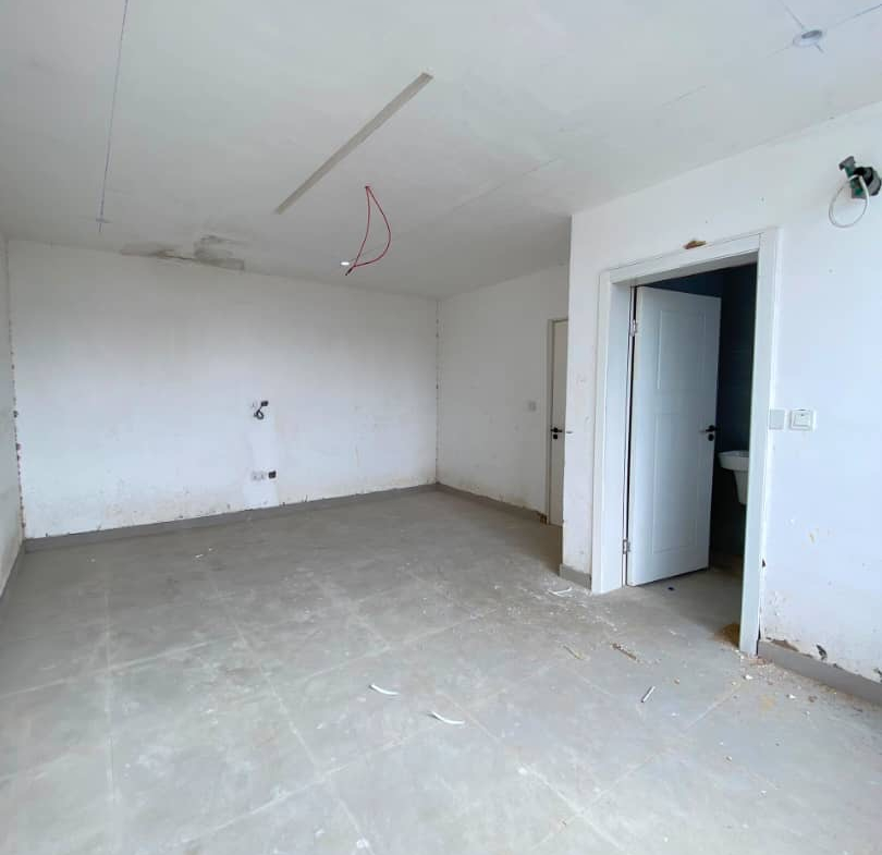Luxury 2-Bedroom Duplex Apartment with Elevator & Swimming Pool in Victoria Island