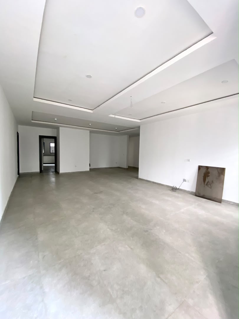 zivo7 4 BEDROOM APARTMENT WITH ELEVATOR