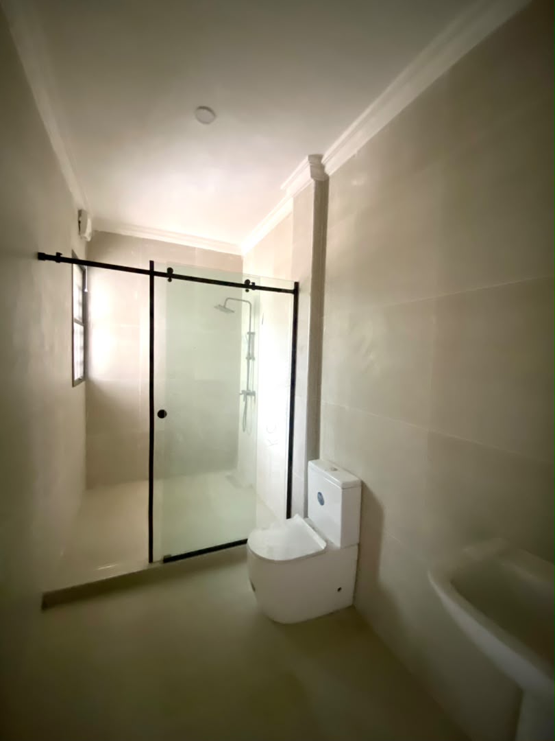 zivo9 4 BEDROOM APARTMENT WITH ELEVATOR